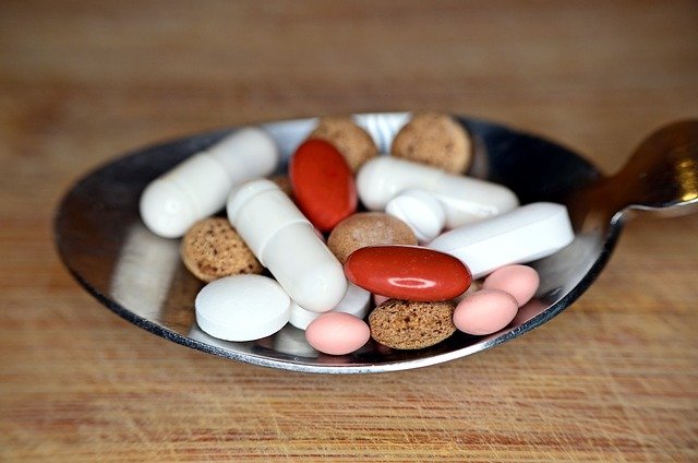 Clofazimina antibioticos pastillas